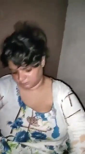 Desi Randi Pussy Captured By Customer