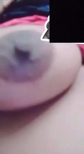 Bangladeshi Girl Showing Boobs