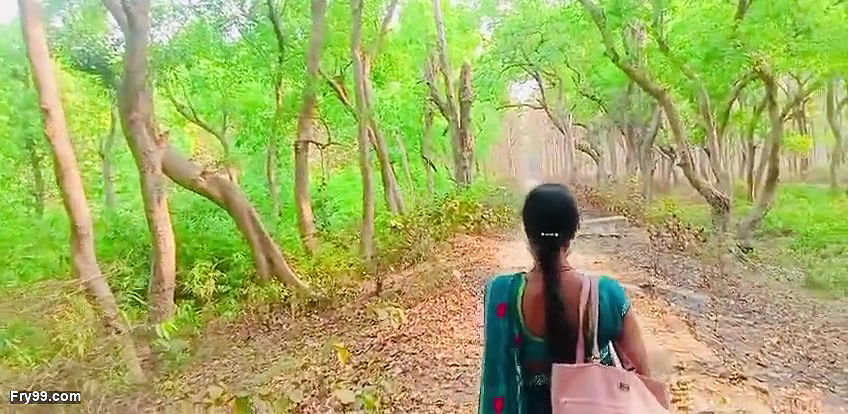 village bhabhi jangal me mangal xxx video