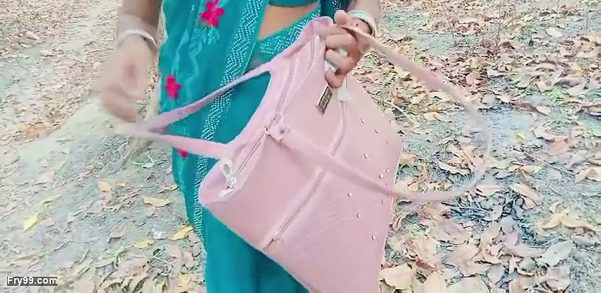 village bhabhi jangal me mangal xxx video