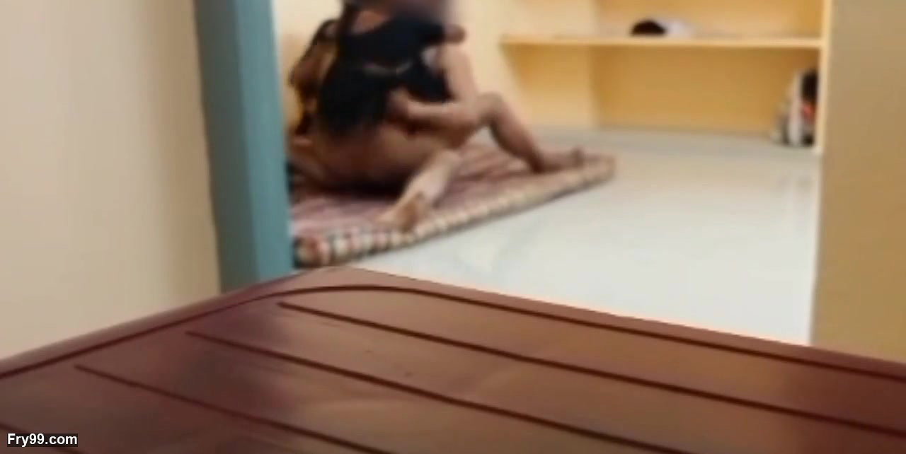 Indian telugu desi aunty secret sex with boyfriend at guest house