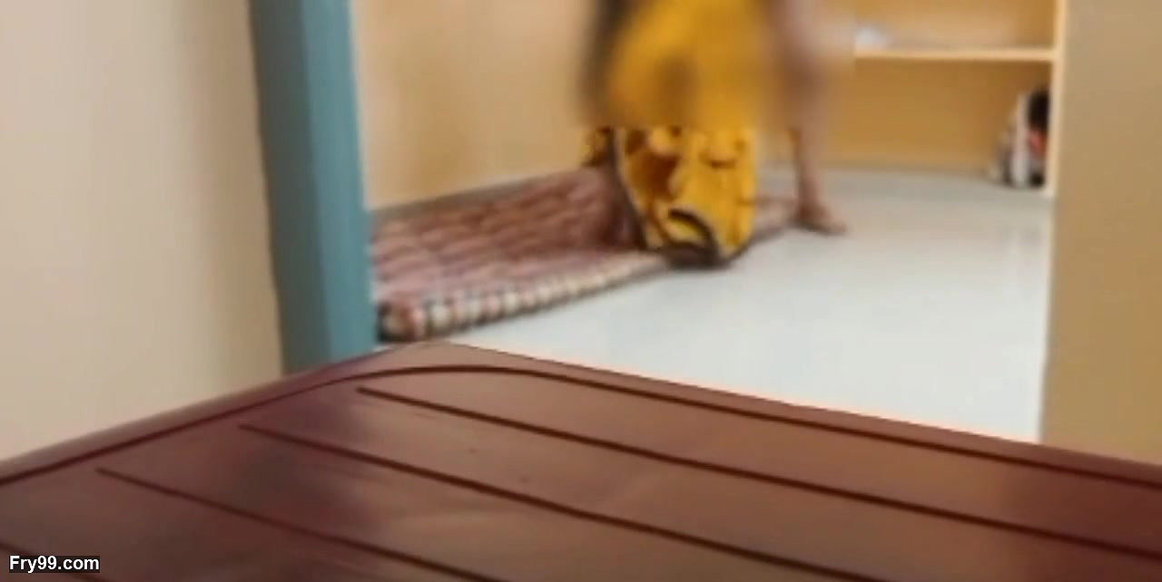 Indian telugu desi aunty secret sex with boyfriend at guest house