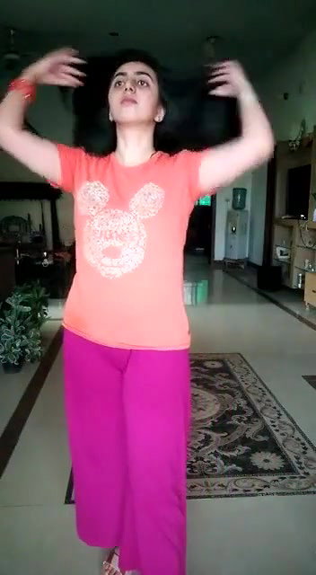 Paki beauty updates  2 more clips