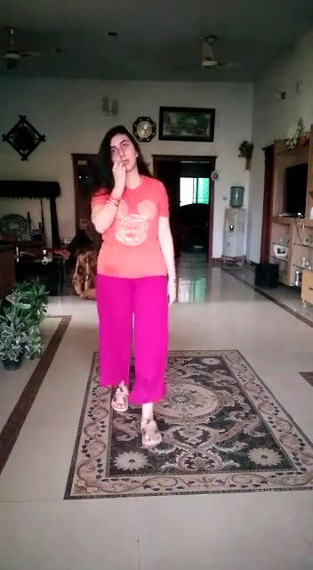 Paki beauty updates  2 more clips
