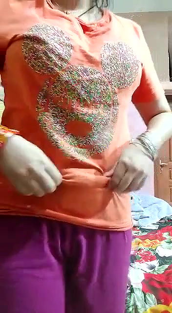 Paki beauty updates  2 more clips