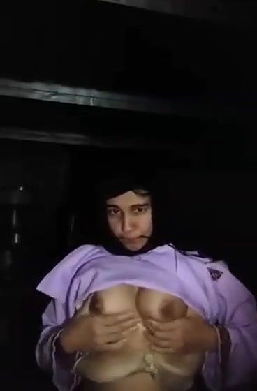 Paki Pathan Girl Showing