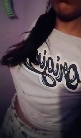 Desi girl making video for lover