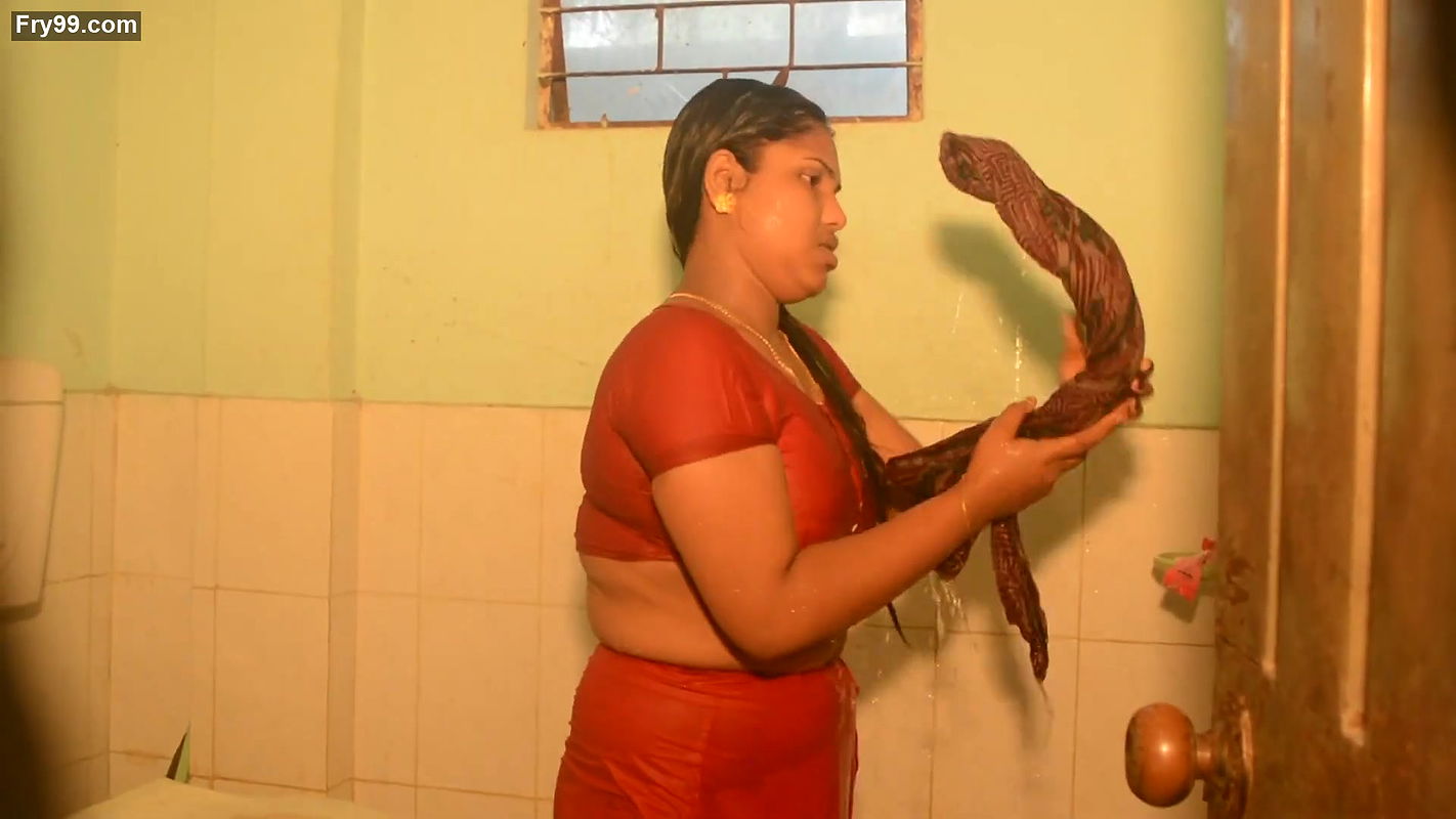 Booby bengali girl bathing showing hard wet boobs and wet navel