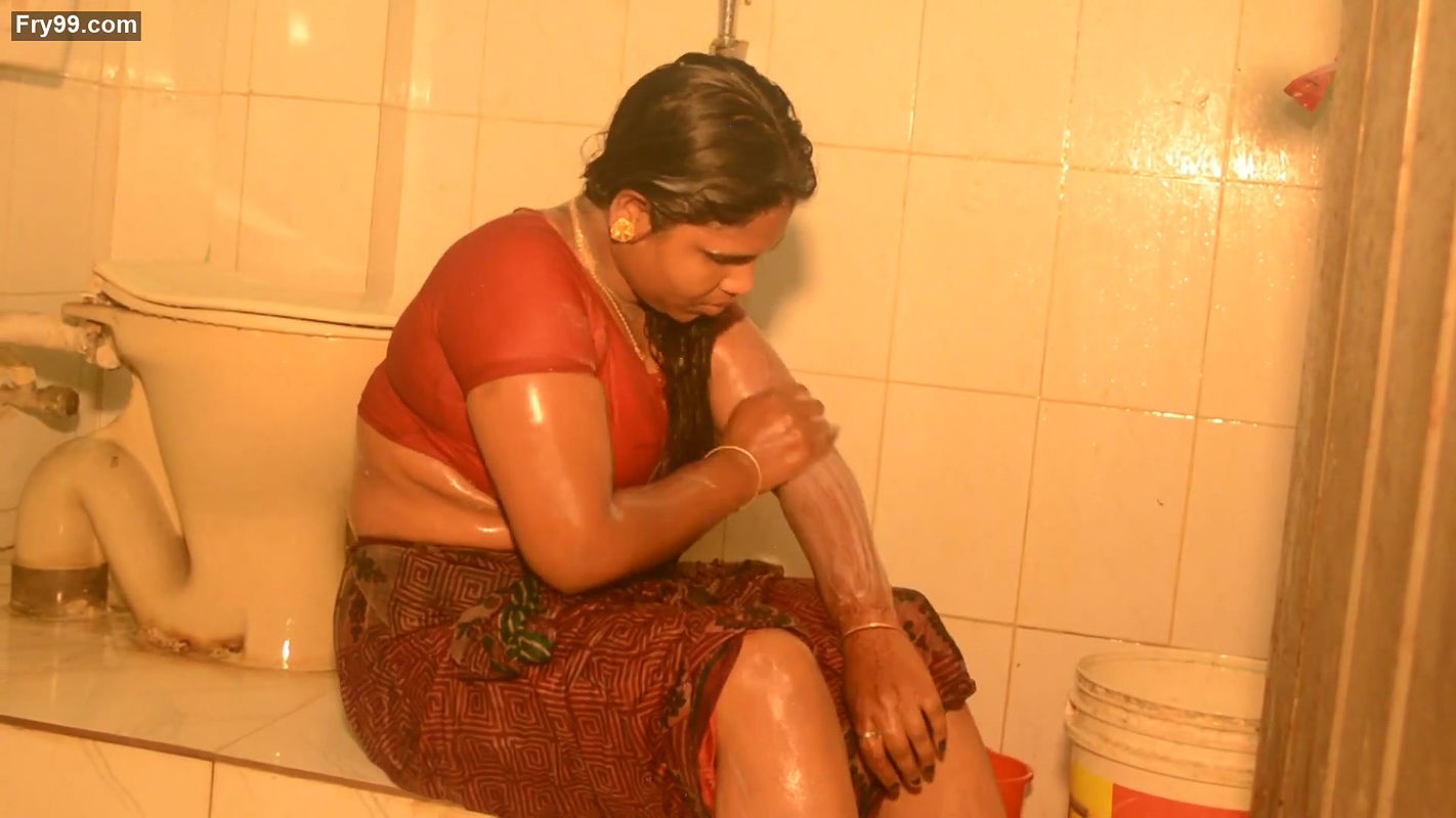 Booby bengali girl bathing showing hard wet boobs and wet navel