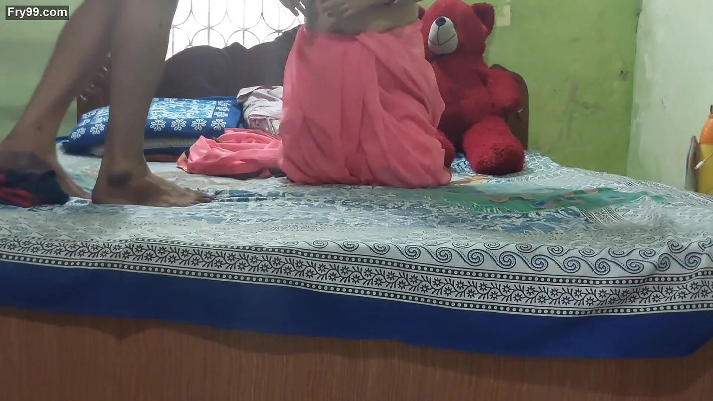 Desi Sunny Leone ( salu bhabhi fuck)