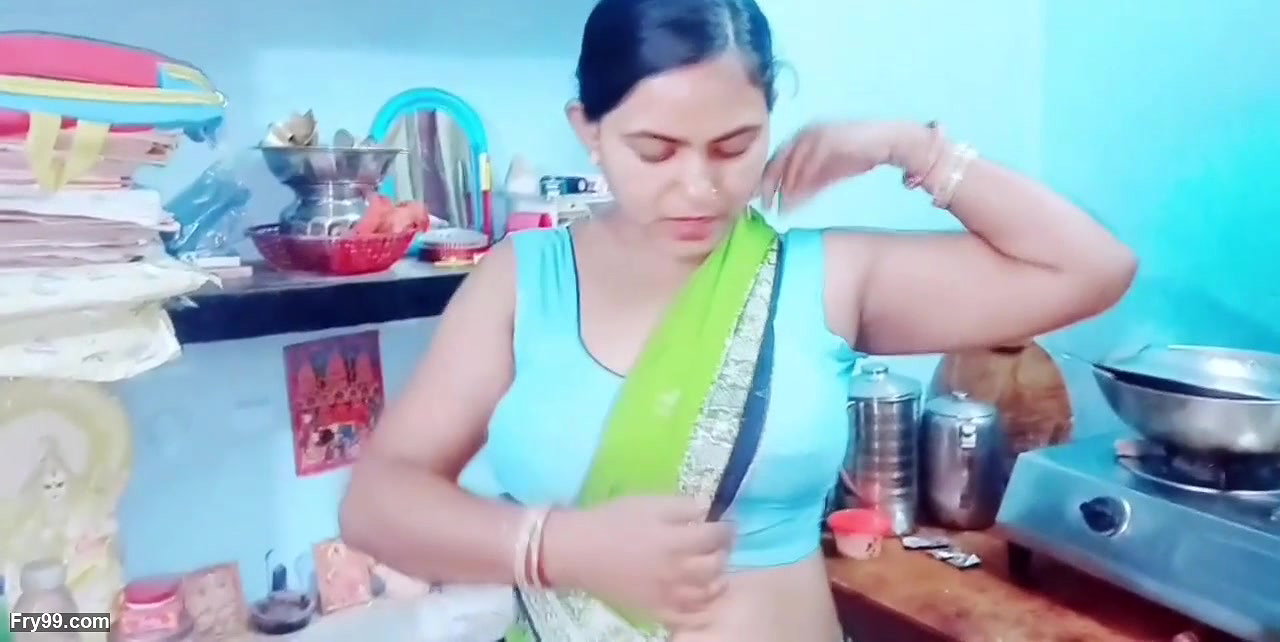 Delhi girl full fun in Her house with her boyfriend