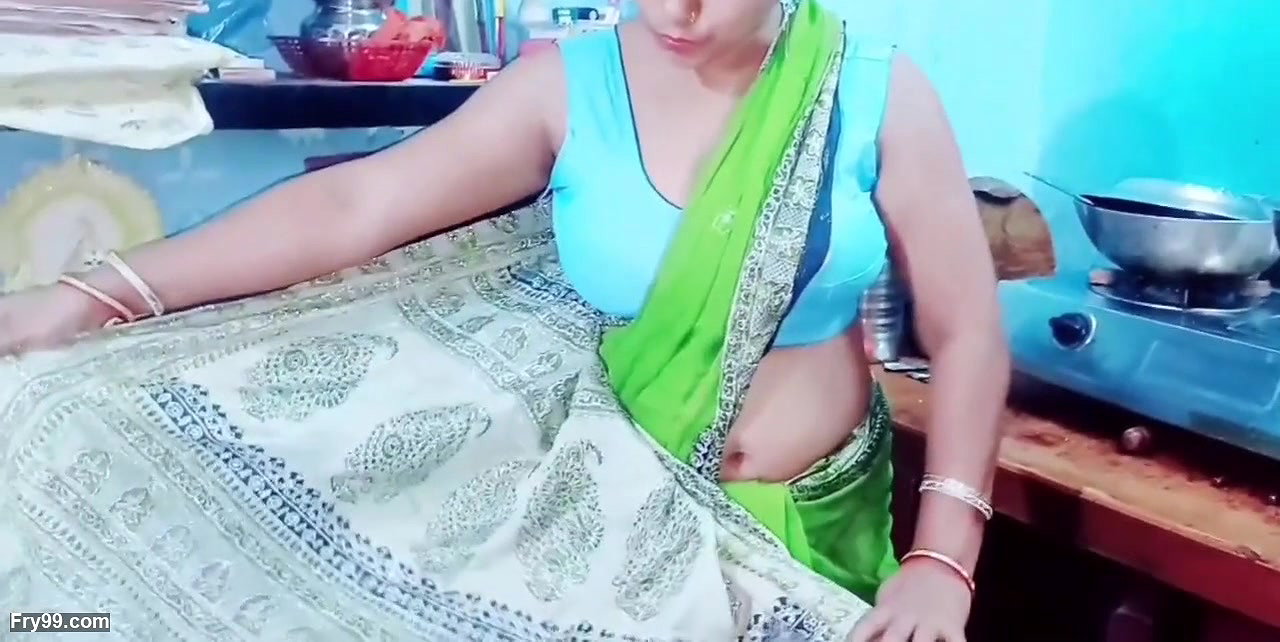 Delhi girl full fun in Her house with her boyfriend