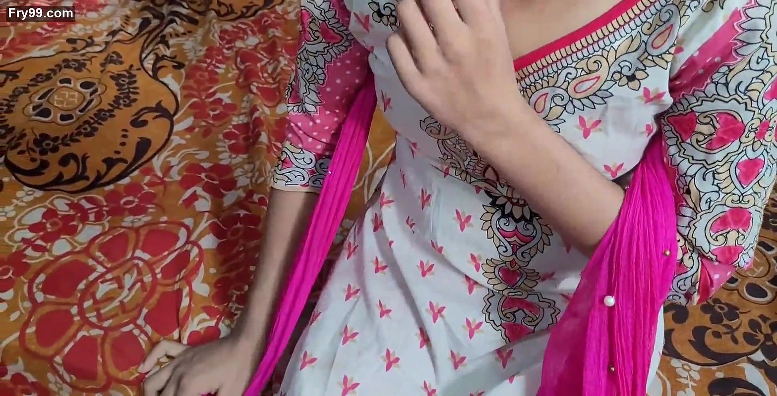 By giving the beauty of sister in law, the uncle on the side did not agree to it