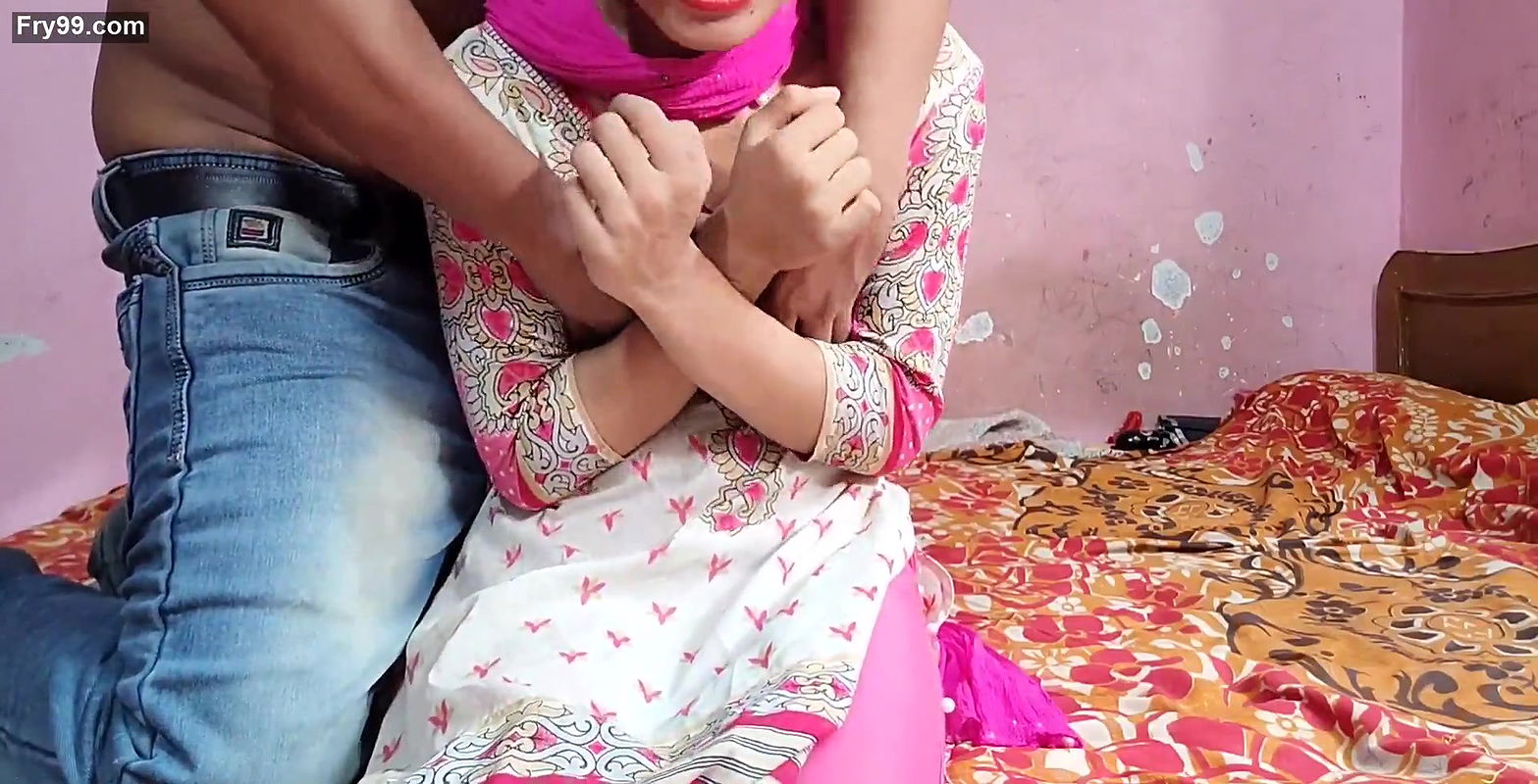 By giving the beauty of sister in law, the uncle on the side did not agree to it