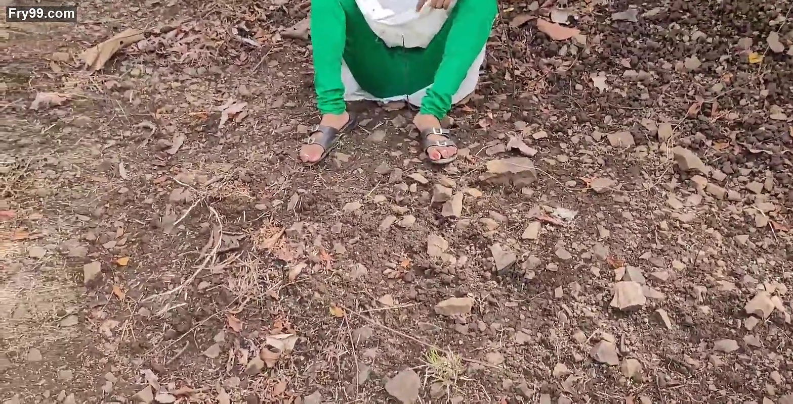 She went to the forest and tore her pussy