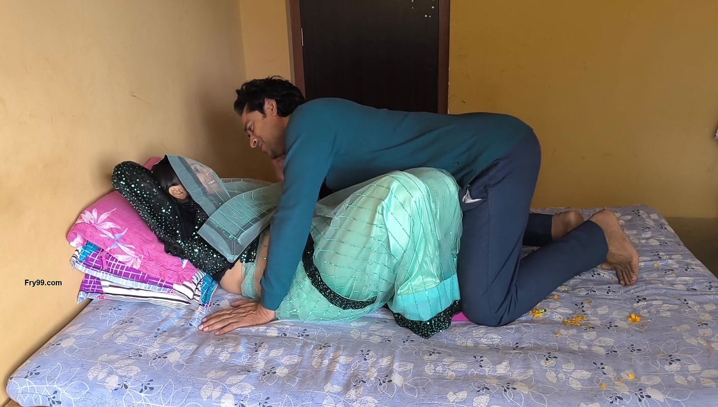 Left Eating Laddu, Little Stepsister Jumped Into Twenty Thousand