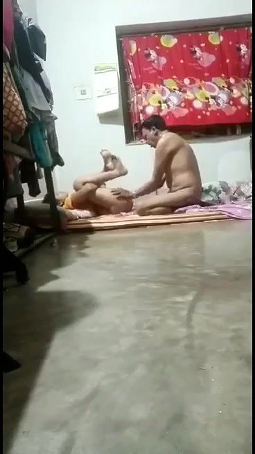 Desi village bhbai fucking with sasur