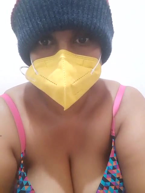 Madam Suzzy Aka Suzzy Bhabhi Cam Show1