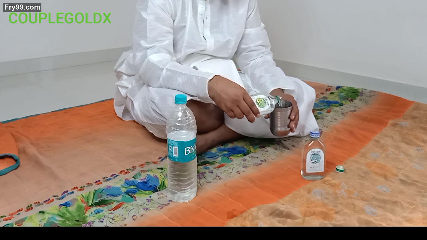 Tango punch pike sasur ne chut ki pyaas mitadi