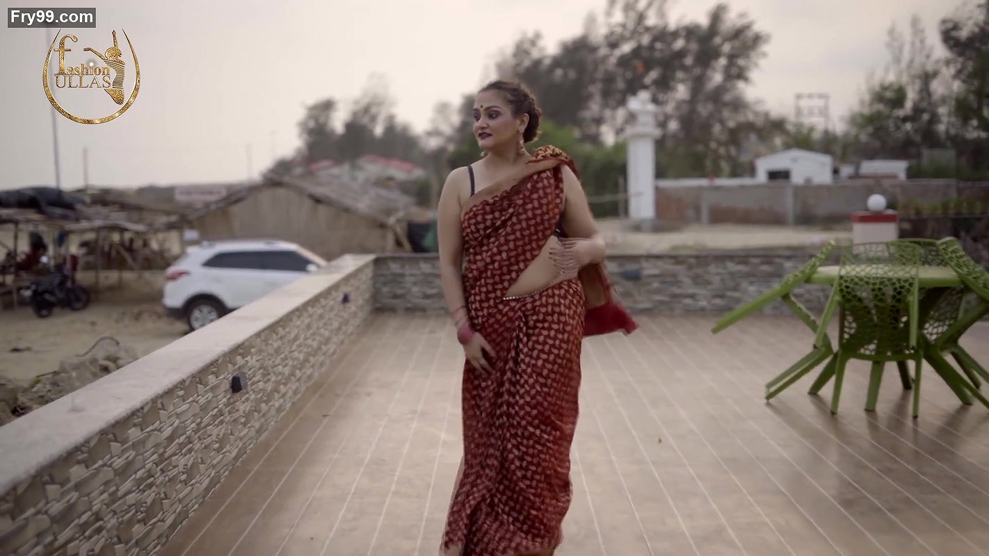 Dolon with her Red Color Georgette Saree – Fashion Ullas