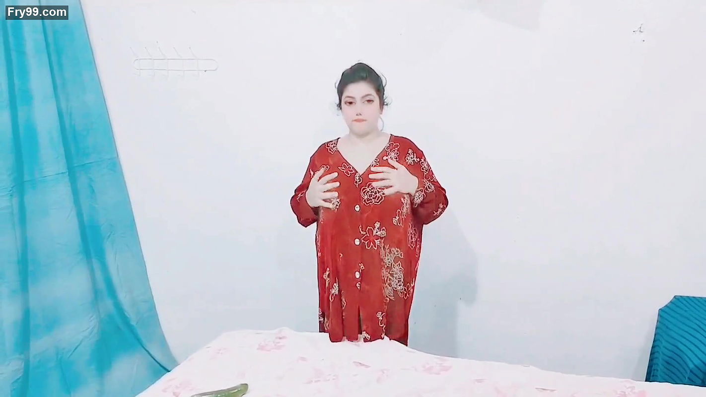 White German Chubby Sex With Big Dildo