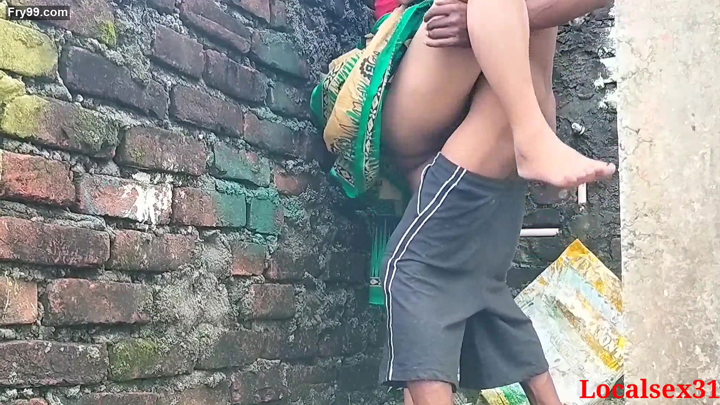 Your Sonali Bhabi Sex With Boyfriend in A Wall Side