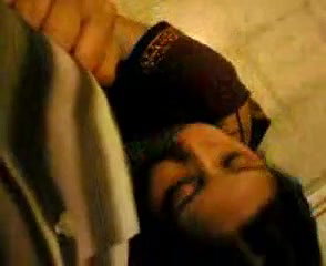 Beautiful sari Babe giving blowjob