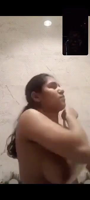 Hijabi Desi Girl Showing