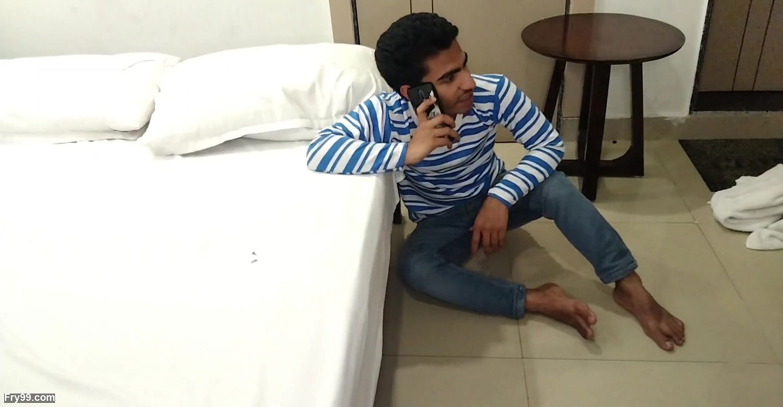 Naukrani ne malik ke paise chura li