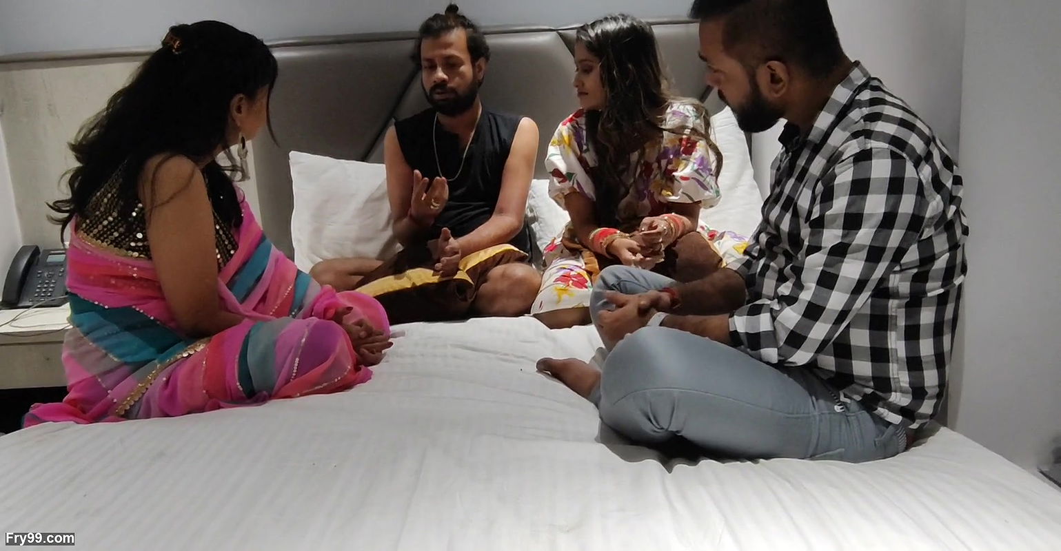 A couple learnt other couple friends how to fuck