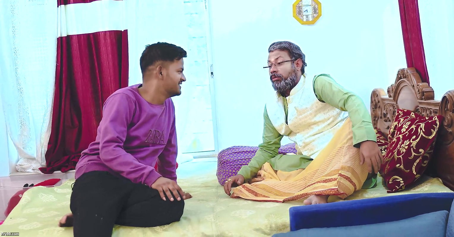 Tharki Burha Sasur Fucks Four Newly Married Daughter in Laws ( Hindi Audio )