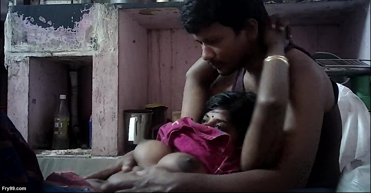 Tamil Indian village house wife and housband hot kissing and romantic movement