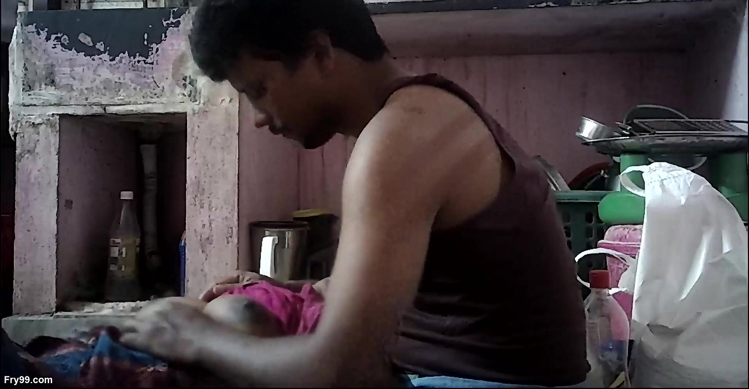 Tamil Indian village house wife and housband hot kissing and romantic movement