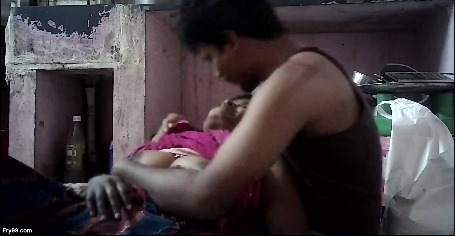 Tamil Indian village house wife and housband hot kissing and romantic movement