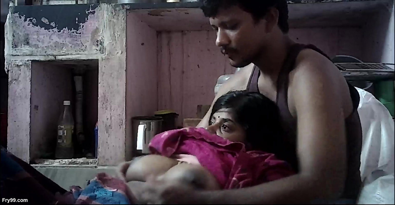 Tamil Indian village house wife and housband hot kissing and romantic movement