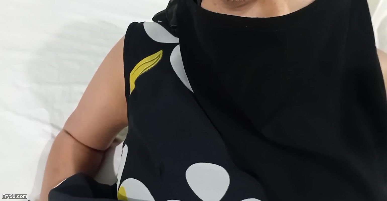 Hijabi girl loves to suck cock and her juicy pussy was licked by her boyfriend