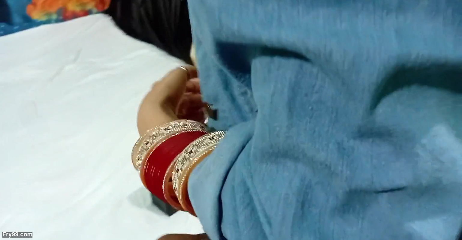 Goa Trip – sex with newly married Bhabhi in hotel