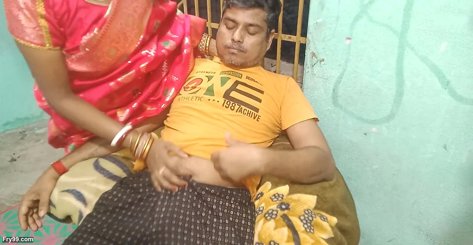 Father-in-law fucked daughter-in-law naked