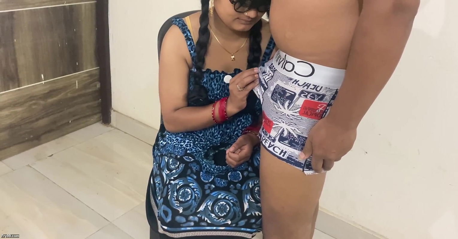 Desi fucker boy stand Chiar fucking pussy like that