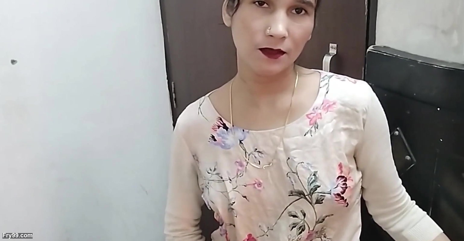 Cute step sister ko chod kar bur faad diya