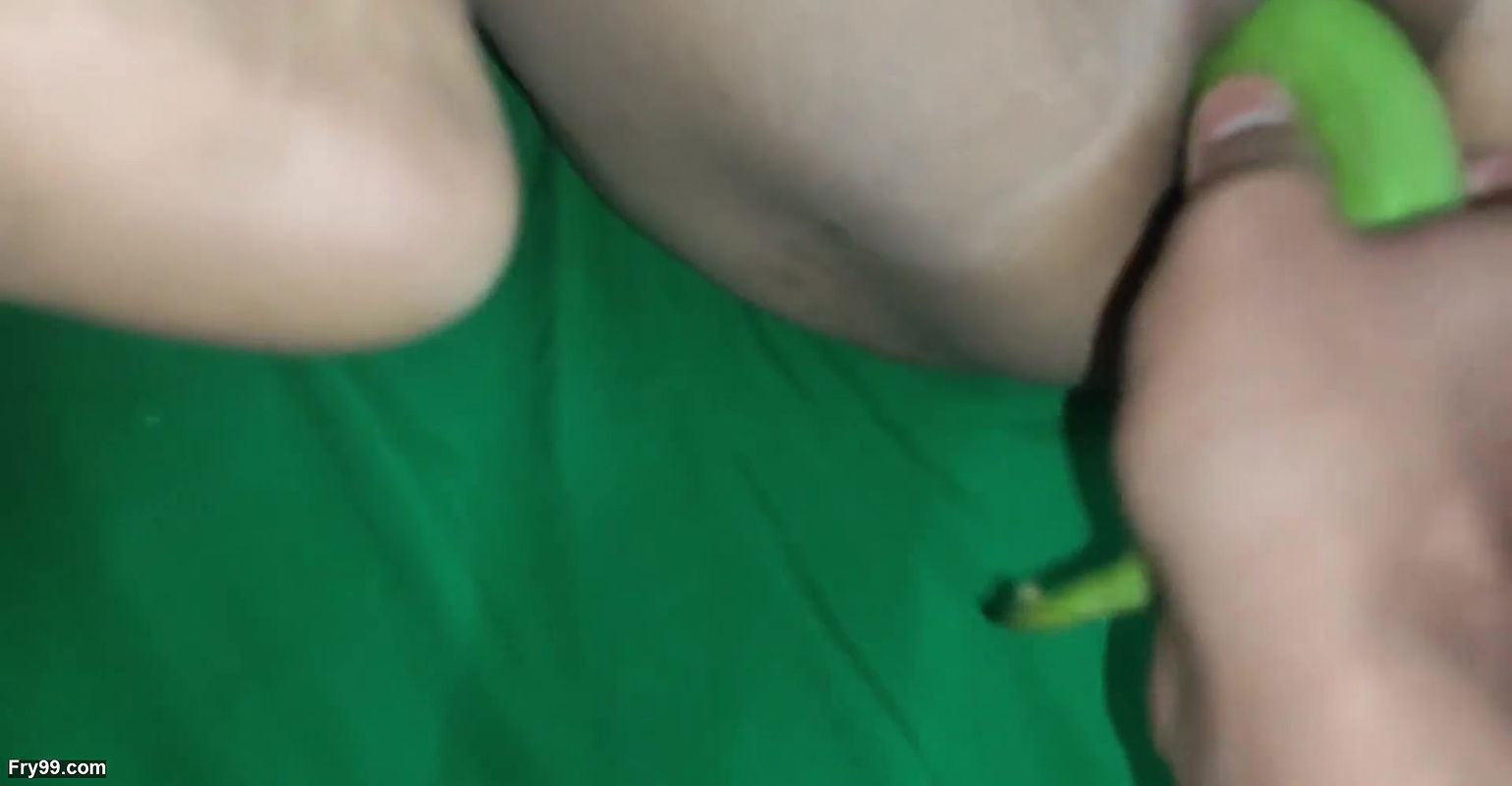 bhabhi ne pura began apni chut me le liya xxx