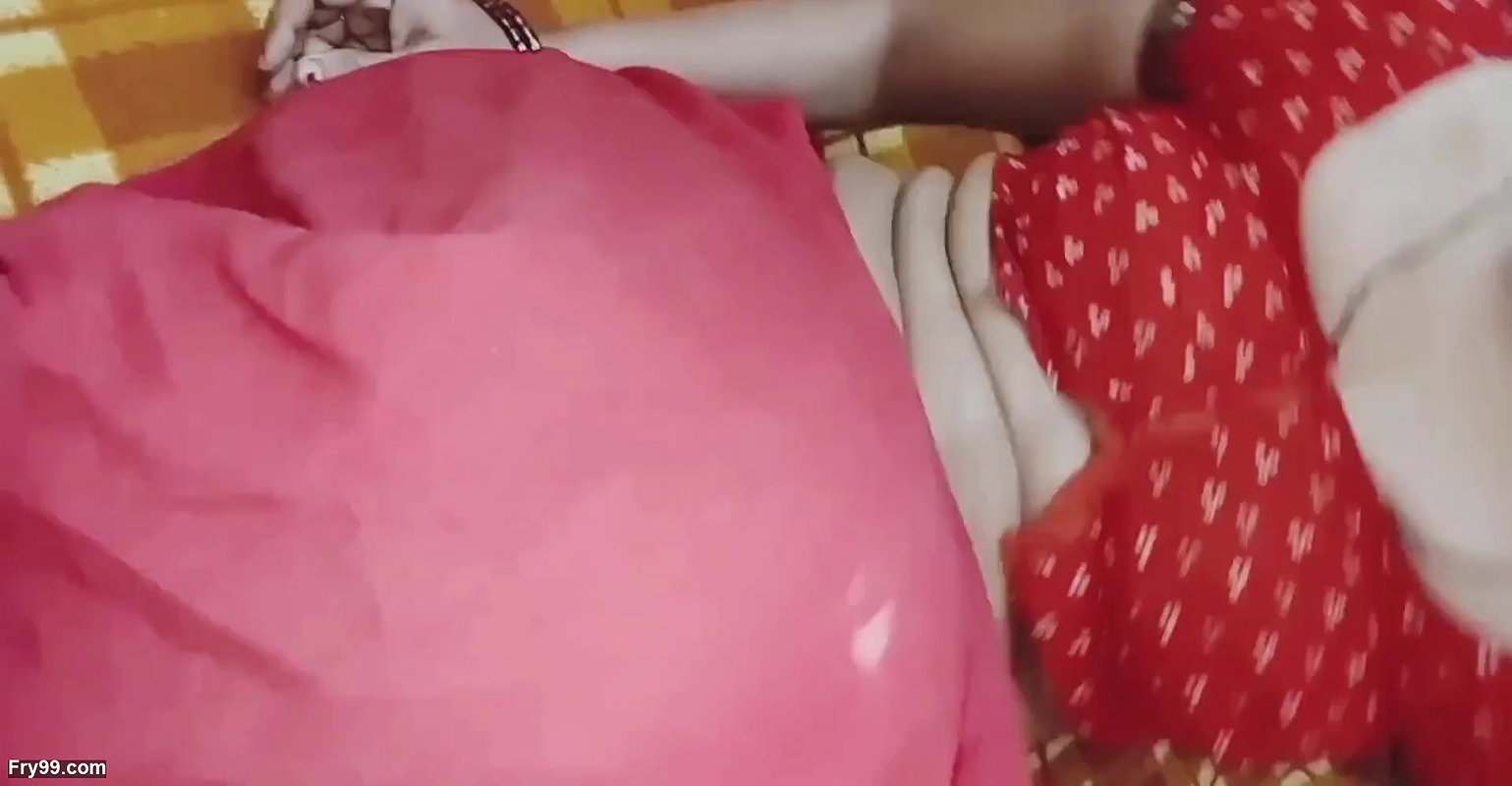 18 years Old Couple First Time Sex When They Alone at Home Hardcore & Hardfuckig Sex, Madhuri bhabhi sex video in hindi audio