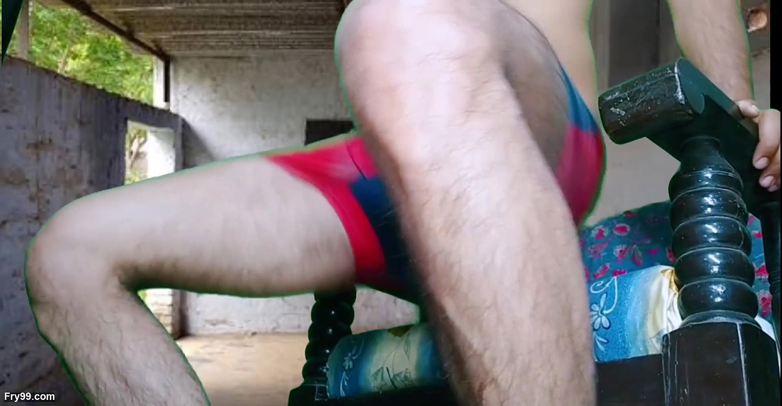 18 years boy fucking 25yrs girl at outdoor! Desi love sex.18yrs handsome boy fucking his beautiful girlfriend at forest