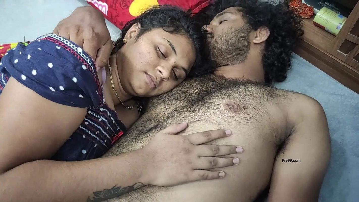 Mallu Cheating Wife Hot Romantic Sex with Her Boyfriend While Husband Not in Home  Cheating Wife with Husband’s Friend Hot Sex