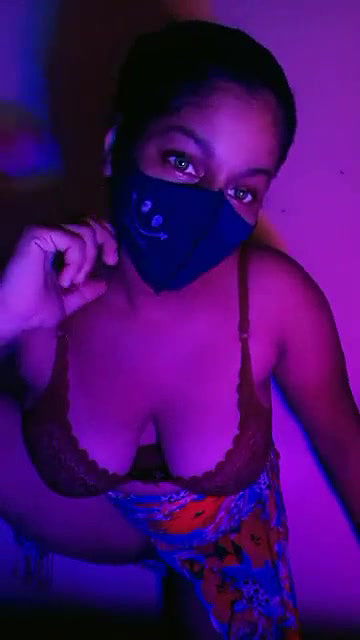 Myd STRIPCHAT video collection 4242025-35