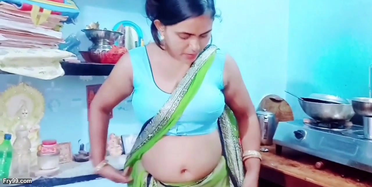 Desi Village girl outdoor first time video