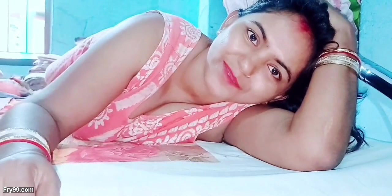 Delhi girl full fun in Her house with her boyfriend