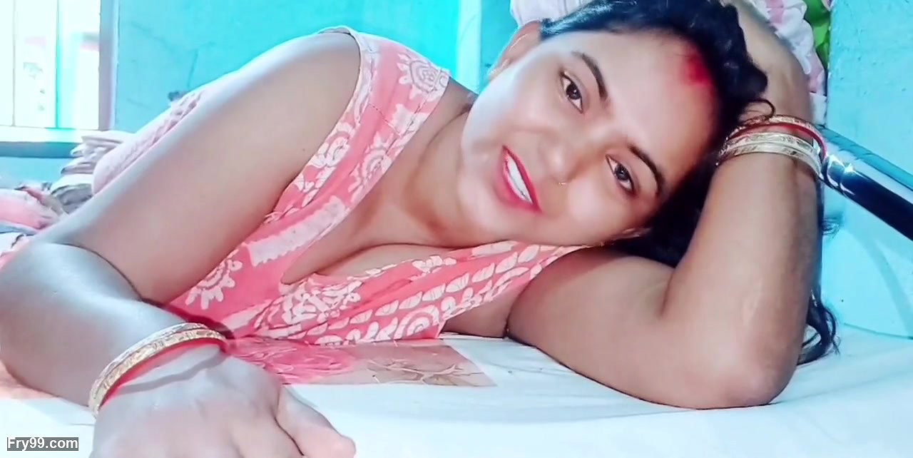 Delhi girl full fun in Her house with her boyfriend
