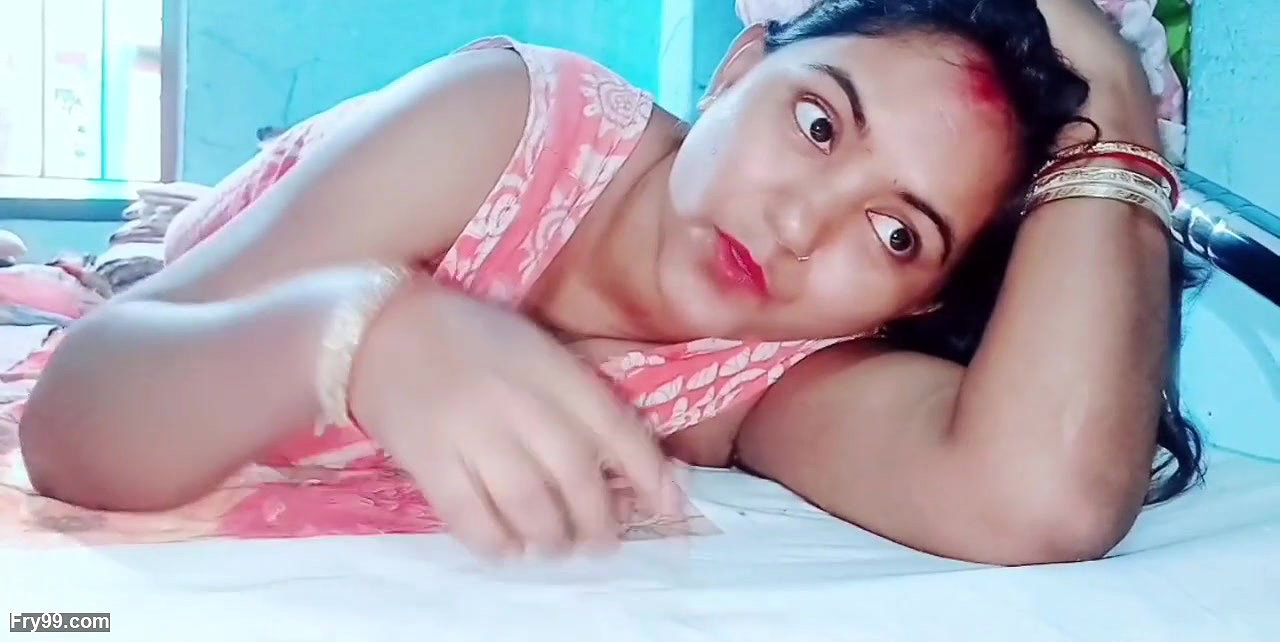 Delhi girl full fun in Her house with her boyfriend