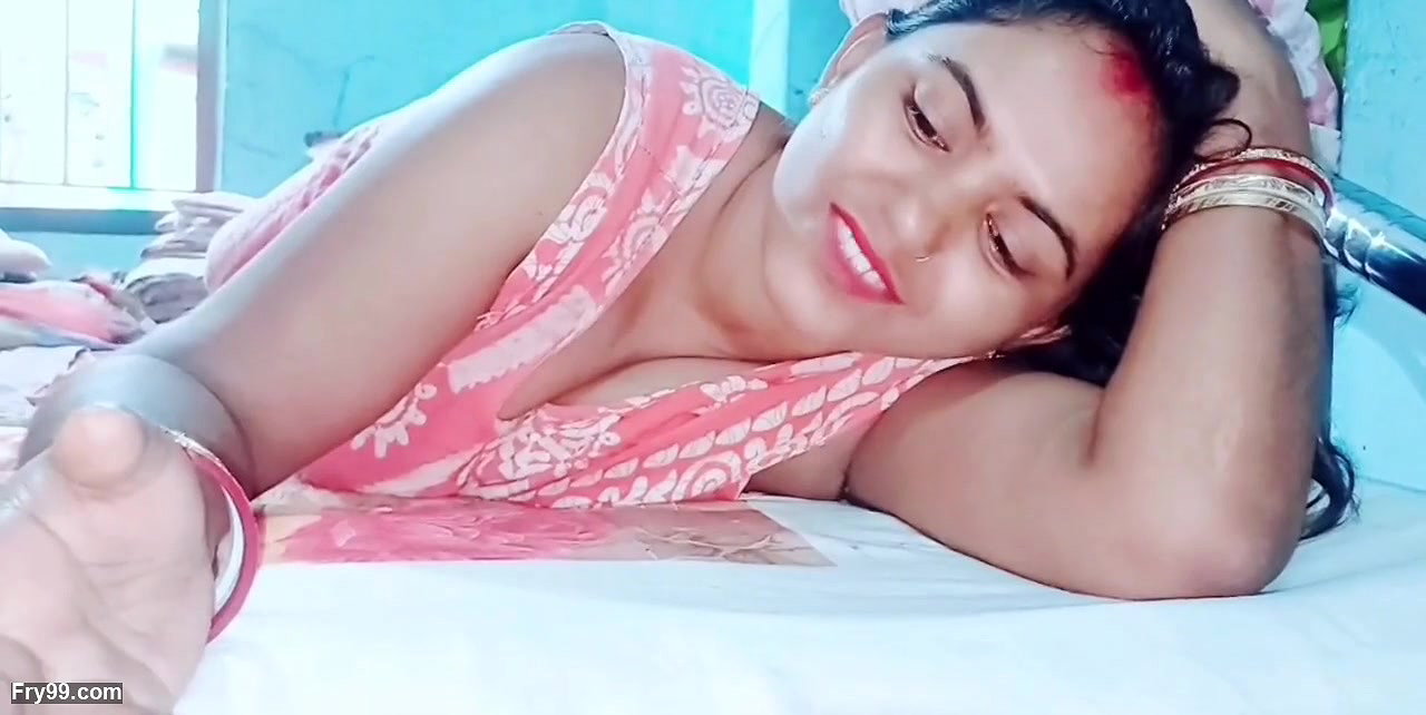 Delhi girl full fun in Her house with her boyfriend